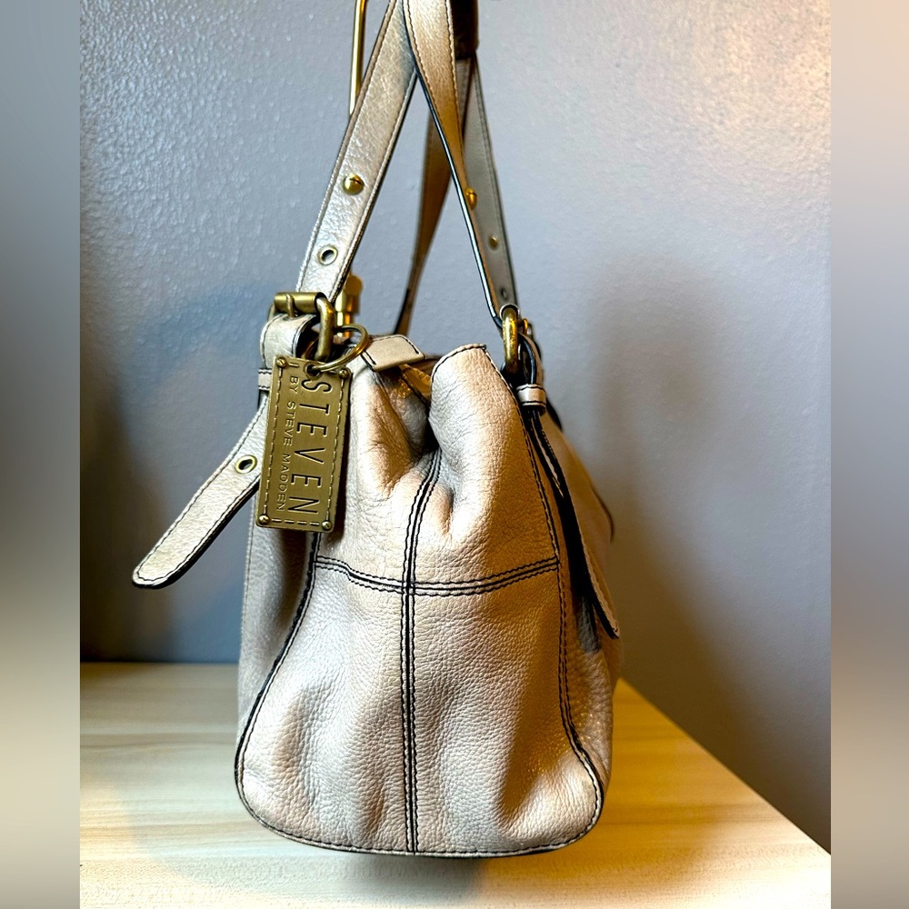 STEVEN BY STEVE MADDEN GRAY 100% LEATHER BAG. - Picture 4 of 15